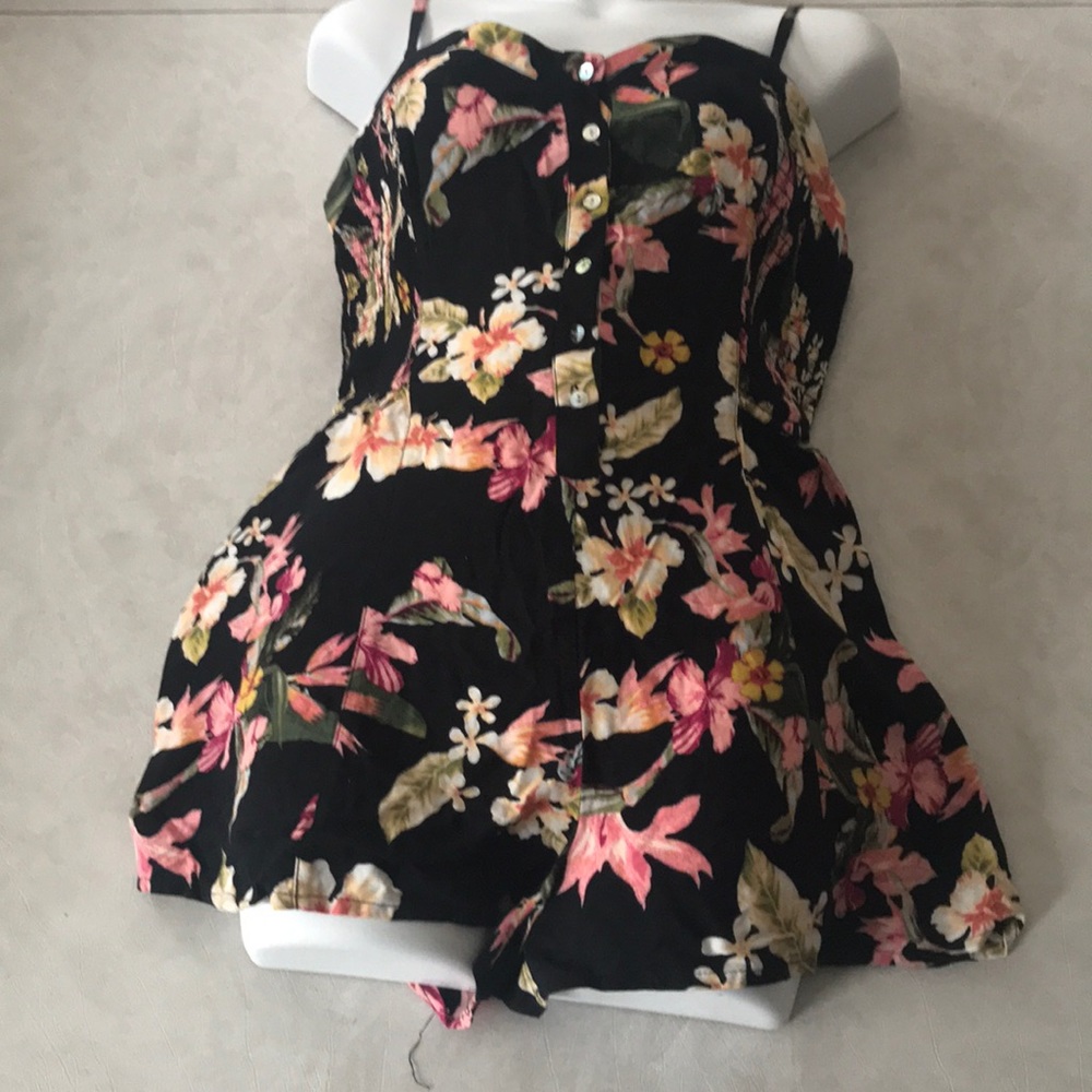 Shorts Floral Jumpsuit,